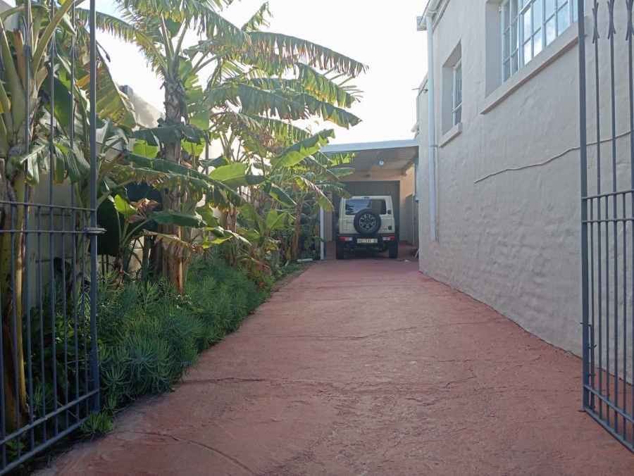 3 Bedroom Property for Sale in Kabega Park Eastern Cape